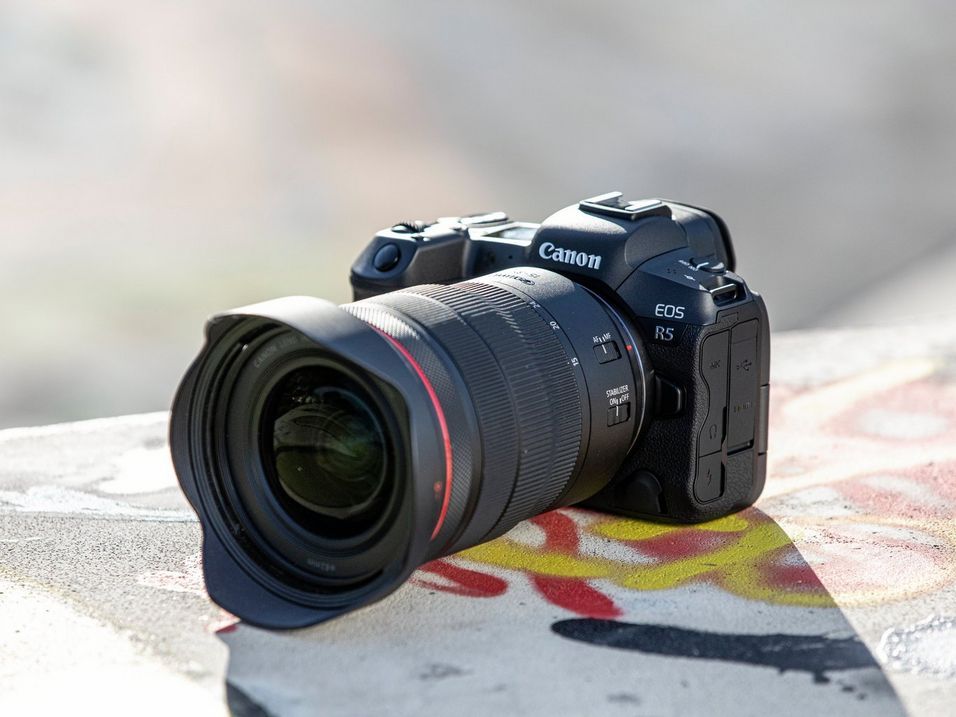 Canon EOS R5 Noir - Bo�tier nu image 1 | Rakuten