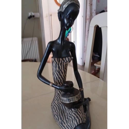 Statuette africaine bois femme