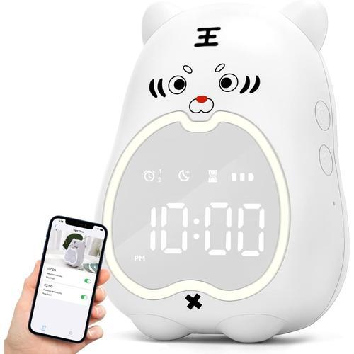 Réveil pour enfants avec contrôle par application pour smartphone, réveil numérique pour chambre d'enfant, jolie horloge WiFi de chevet avec tigre 3D, réveil veilleuse avec charge USB pour cadeaux d'anniversaire pour garçons et filles.