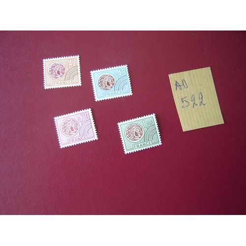 Ad 522 / Lot Timbres France Neufs Sans Trace De Charnière*Preobliteres N°134 À137 * 1975