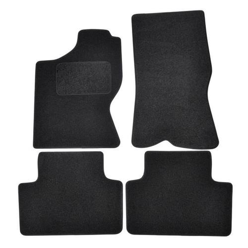 Tapis De Sol Noir Velours Sur Mesure Pour Nissan Terrano I 1987-1993, 4pcs, Ajustement Précis, Renforcée Dans La Zone De La Pédale