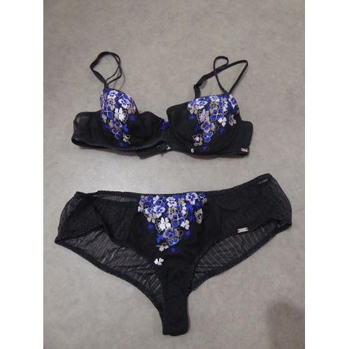 Ensemble Lingerie Noir Fantaisie "Fleurs" Chantelle 90c/42