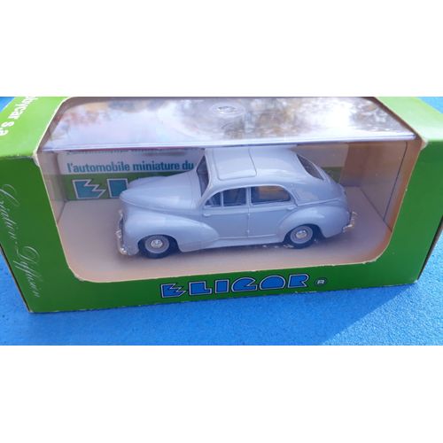Eligor 1131 - Peugeot 203 Berline 1954, Grise 1:43-Eligor