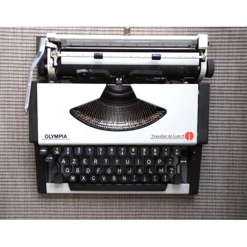 Machine à écrire - iFixit