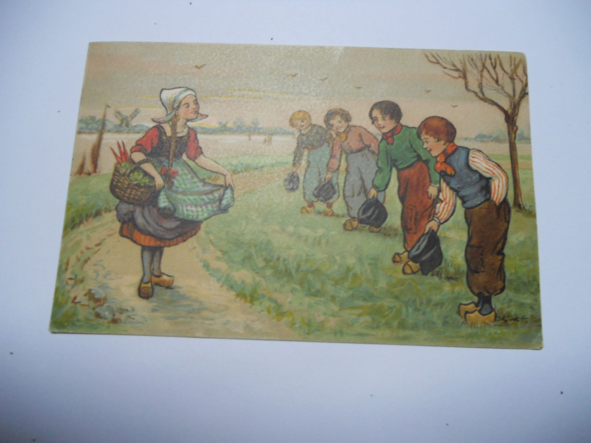 Themes Divers Carte Couleur Ancienne Dessin 4 Enfants Chapeau Bas Et Une Fillette Tablier Panier Coiffe Sabot N°504 //Tbe