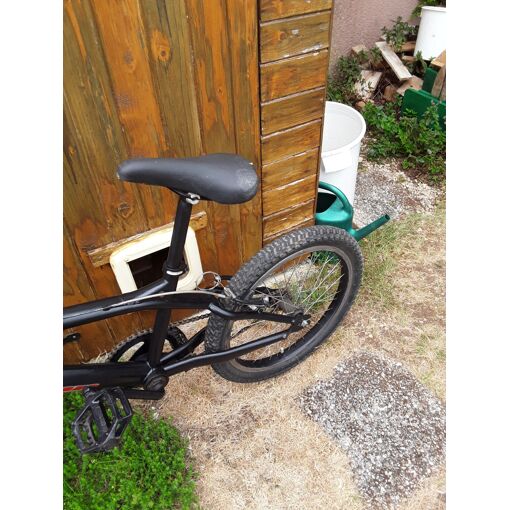 V&eacute;lo bmx