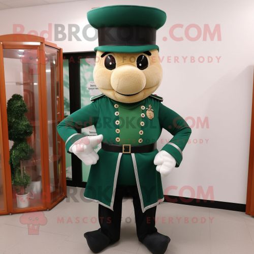 Personnage De Costume De Mascotte Redbrokoly Forest Green Ring Master Habillé D'un Col Roulé Et De Cummerbunds