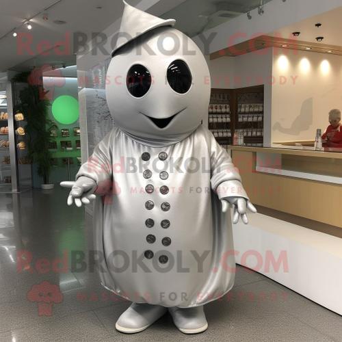 Personnage De Costume De Mascotte Redbrokoly Silver Pepper Habillé D'un Sweat À Capuche Et De Colliers