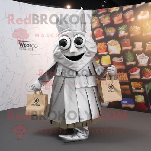 Mascotte Redbrokoly De Personnage De Tacos Argenté Habillé D'un Gilet Et De Sacs Fourre-Tout