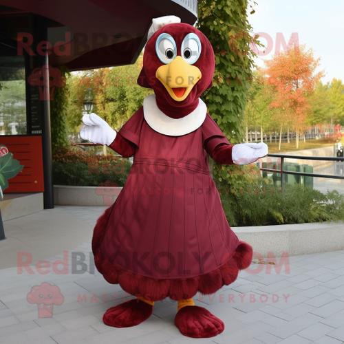 Personnage De Costume De Mascotte Redbrokoly De Dinde Marron Vêtu D'une Jupe Trapèze Et De Ceintures