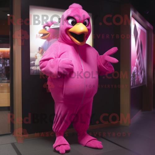 Personnage De Costume De Mascotte Redbrokoly Pink Crow Habillé D'un Sweat-Shirt Et De Cummerbunds
