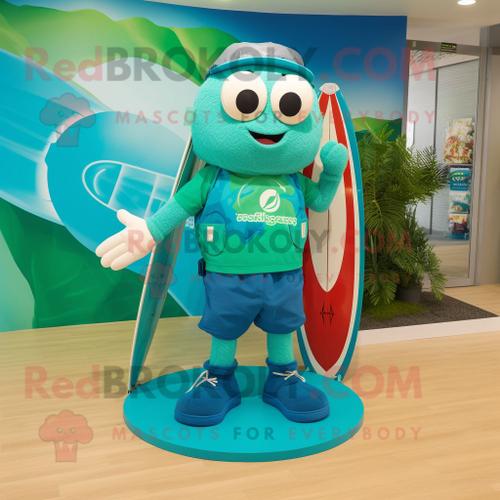 Personnage De Costume De Mascotte Redbrokoly De Drapeau Irlandais Turquoise Habillé Avec Un Short De Bain Et Des N?uds Papillon