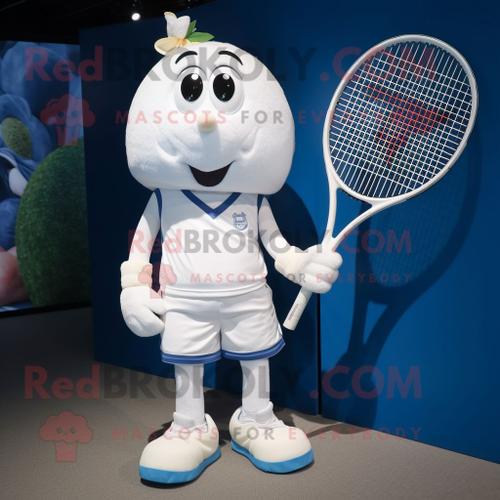 Personnage De Costume De Mascotte Redbrokoly De Raquette De Tennis Blanche Habillé D'un Short En Jean Et De Lacets De Chaussures