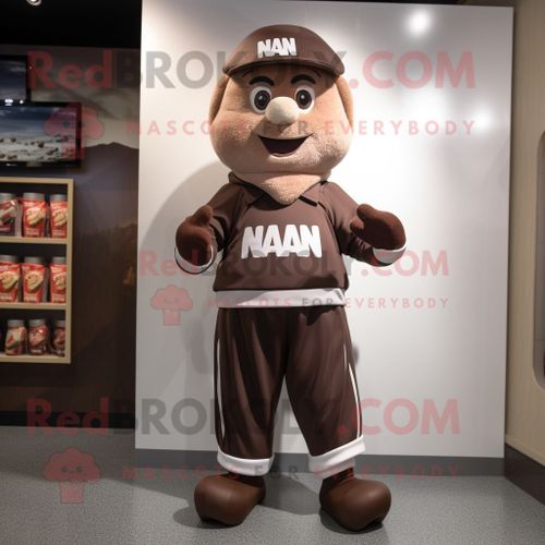 Chocolate Bars Personnage De Costume De Mascotte Redbrokoly Habillé Avec Un Jogging Et Des Casquettes