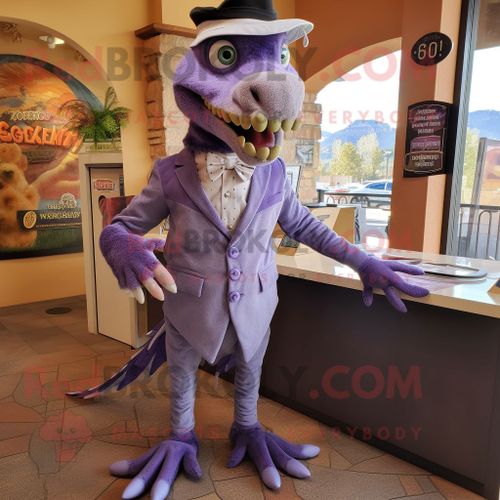 Personnage De Costume De Mascotte Redbrokoly Lavande Utahraptor Habillé D'un Pantacourt Et D'épingles À Cravate