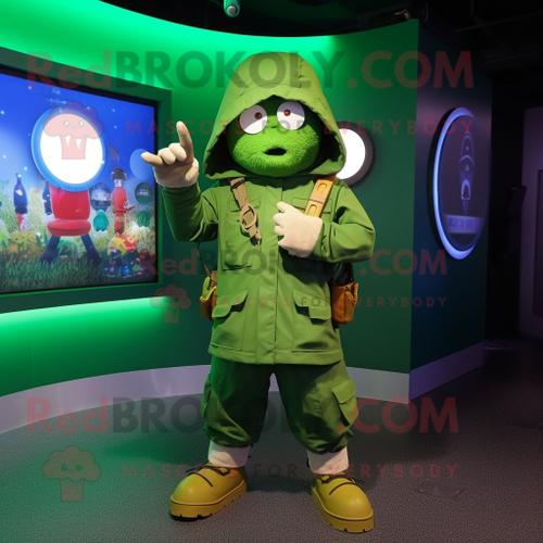 Personnage De Costume De Mascotte Redbrokoly De Tireur D'élite Vert Habillé D'un Imperméable Et D'anneaux