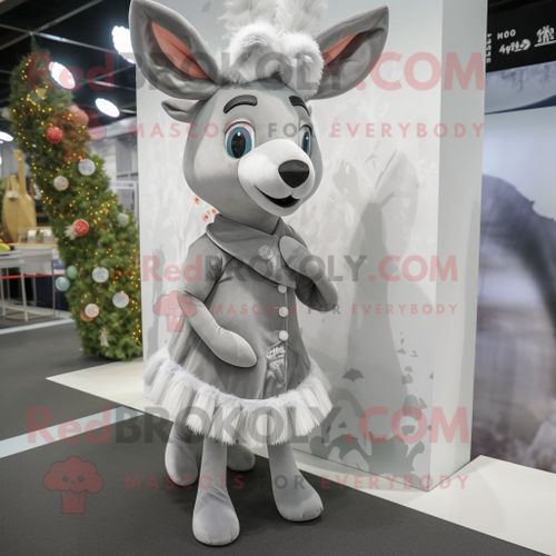 Personnage De Costume De Mascotte Redbrokoly Silver Deer Habillé D'une Jupe Et De Bonnets