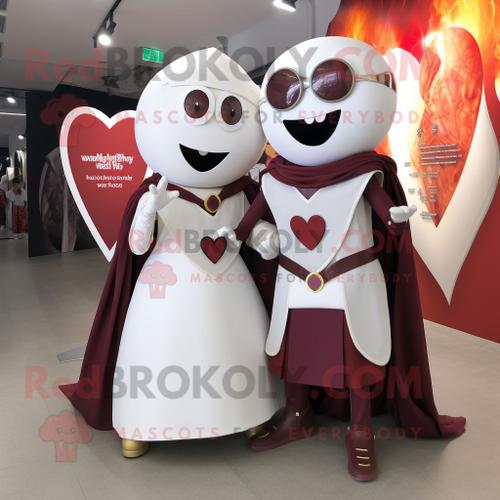 Costume De Mascotte Redbrokoly Maroon Arrow Of Love Habillé D'une Robe De Mariée Et De Ceintures