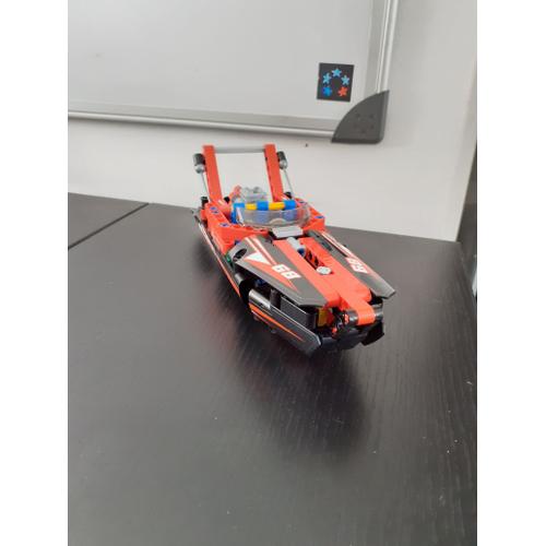Le bateau de course 42089 | Technic | Boutique LEGO® officielle FR