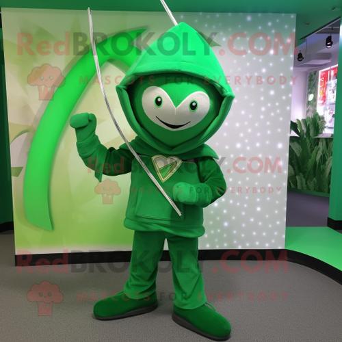 Flèche Verte Du Personnage De Costume De Mascotte Redbrokoly D'amour Habillé Avec Des Épingles À Capuche Et Chapeau