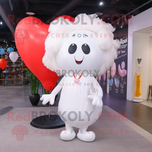 Personnage De Costume De Mascotte Redbrokoly De Ballons En Forme De Coeur Blanc Habillé Avec Un Manteau Et Des Pinces À Cheveux