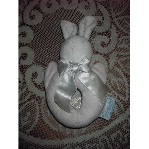 Hochet Peluche Lapin Noeud Satin Moulin Roty " Vite Un Calin ",Coloris Rose Et Blanc, Dimensions: 18 X 9 X 4,5 Cm