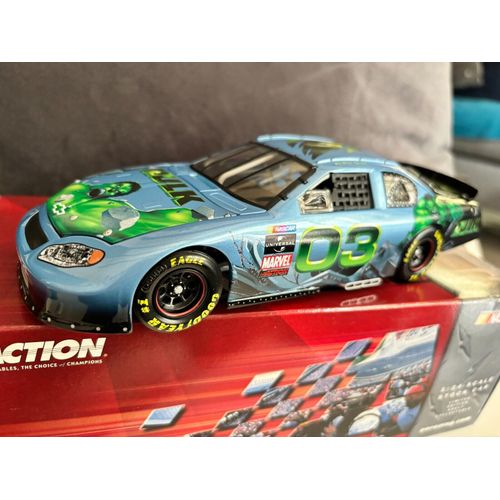 Nascar Action 1/24 - Bruce Banner # 03 Chevrolet Marvel Program Car Hulk 2003