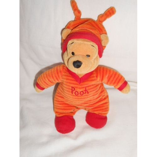Disney Winnie The Pooh Pyjama Rayé Orange Rouge Bonnet Doudou Grenouillere Babygro Nicotoy Simba Toys Dickie Bille Dans Le Corps 23cm