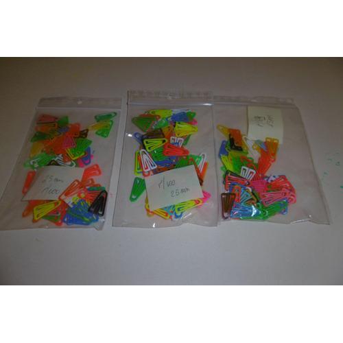 Lot De 2 Sachets De 100 Attache Lettres Trombones Plastiques 25mm Couleurs Assorties Et 1 Sachet De 69 Laurel