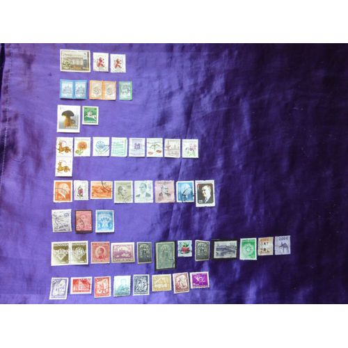 Timbres Lettonie, Biélorussie, Lituanie, Tchéquie, Turquie, Yougoslavie, Slovenie, Roumanie - 50 Timbres Anciens. Années 50 Et Autres.