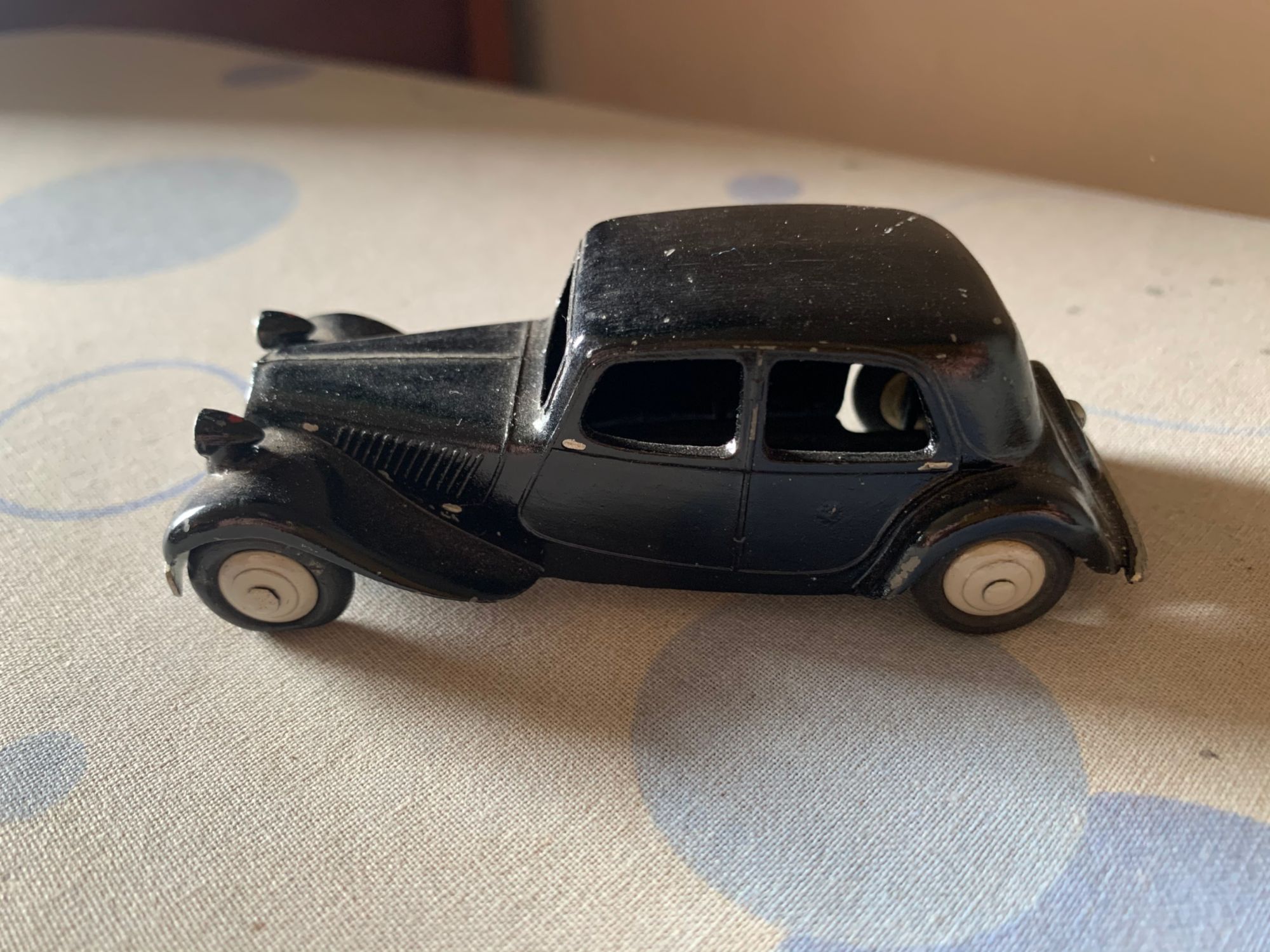 Citroën 11 Bl Dinky Toys Made In France Sans Boîte-Dinky Toys