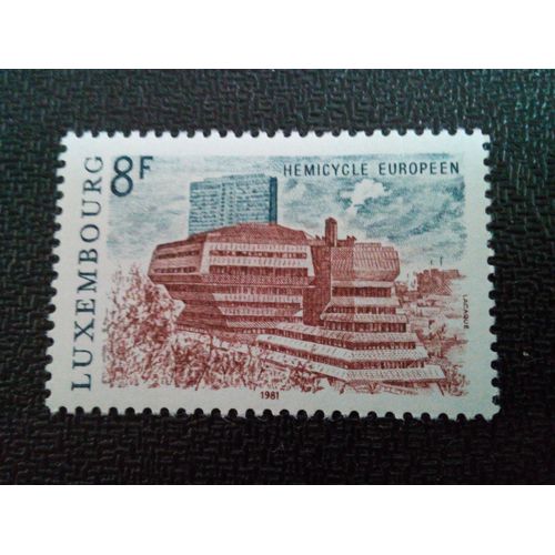 Timbre Luxembourg Yt 979 Hémicycle Européen 1981 ( 090904 )