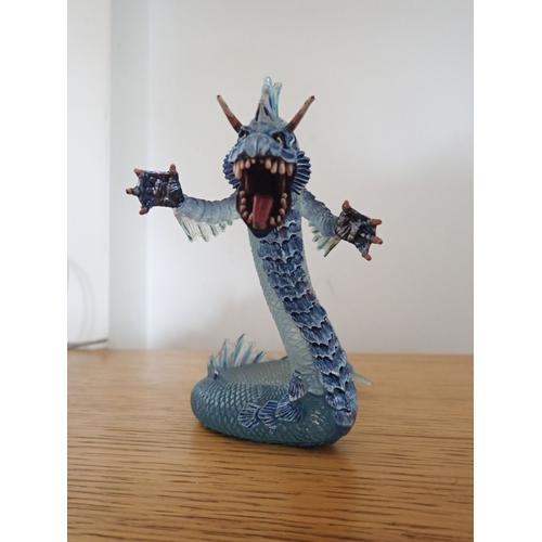 Figurine - Le Grand Dragon Des Mers Translucide Bleu