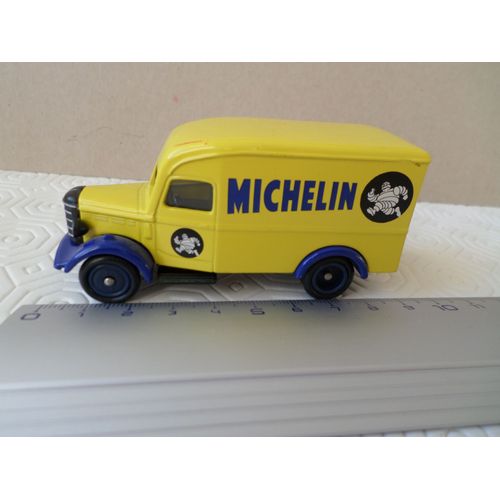 Camion Fourgon Bedford Modele 30 Cwt Van Michelin-Corgi