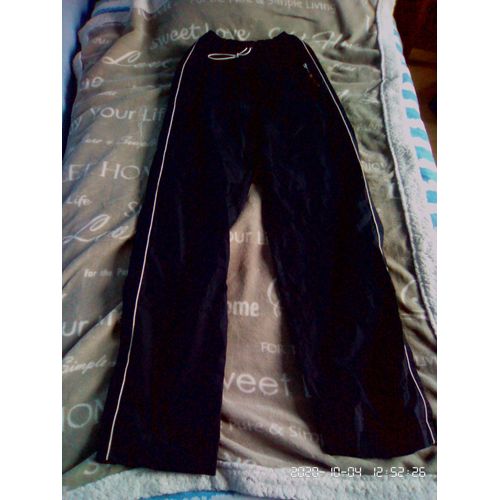 Pantalon Taille 17 Ans (176) De Couleur Bleu Marine