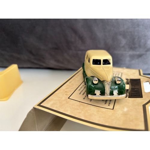 Lledo 1/43 - Days Gone N°48000 Chevrolet Car Chevy Car 1939