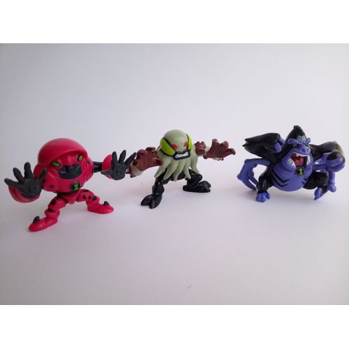 3 Figurines Plastique 4 Cm Ben 10 Ennemis Monstres - Bandai