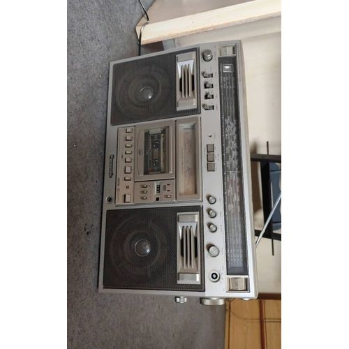 Radio cassettes. Lecteur, enregistreur PANASONIC RX -5600L
