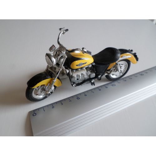 Moto Honda F6c - Epave-Maisto