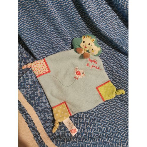 Doudou Plat Bleu Sophie La Girafe Vulli