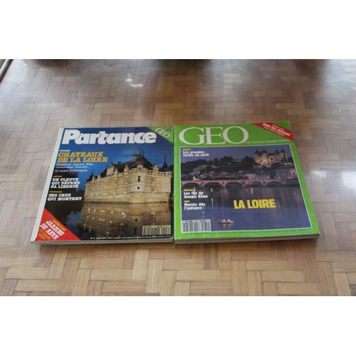 Lot De 2 Revues Geo/Partance Sur Les Chateaux De La Loire