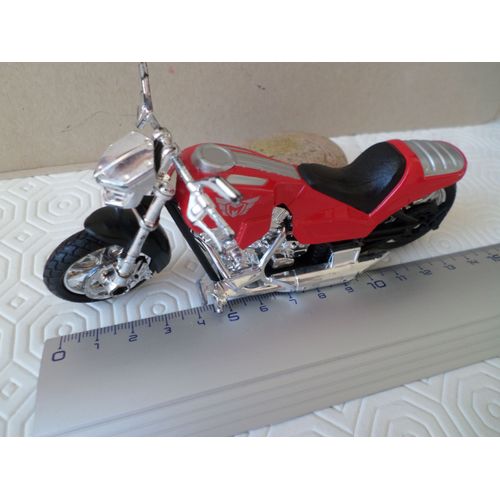 Moto Rouge M Sur Reservoir