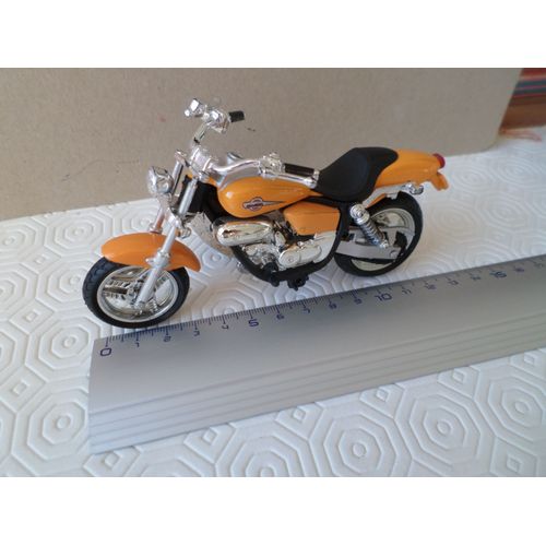 Moto Honda Modele Magna Jaune
