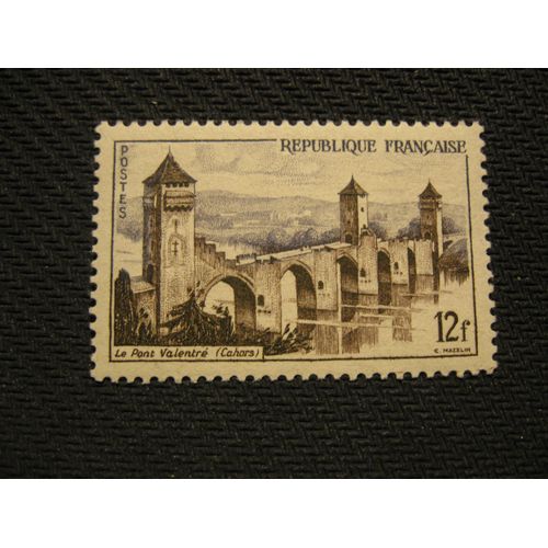 Timbre "Le Pont Valentré (Cahors)" 1955 - Y&t N° 1039