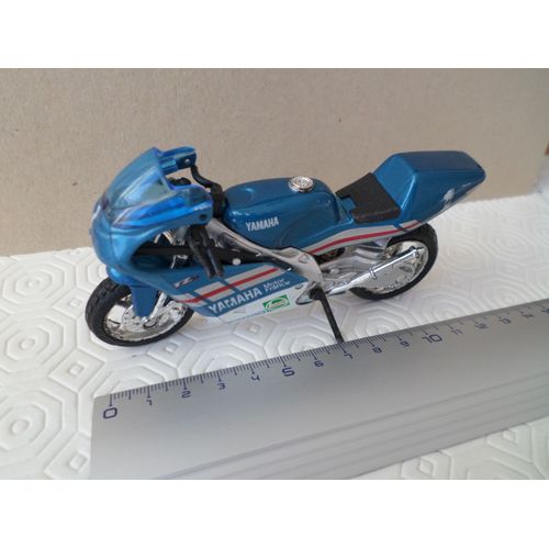 Moto Yamaha N° 1 Castrol
