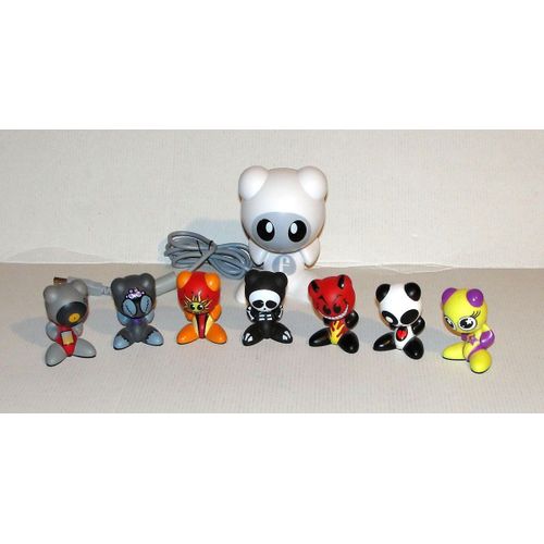 Figurine Alien Funkeys Pc Games Lot De 8 Figurines Monstres