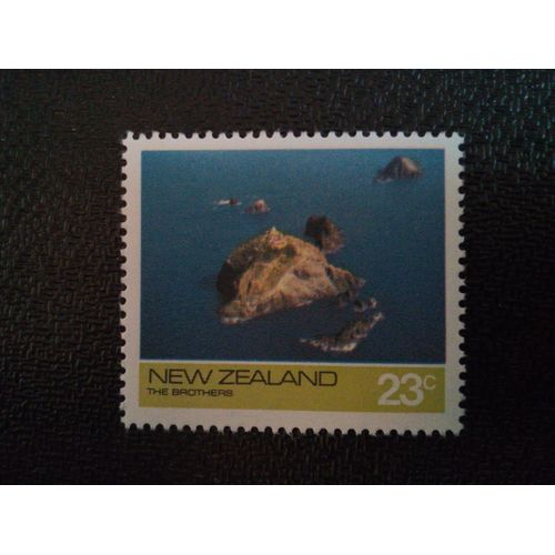 Timbre Nouvelle-Zelande Yt 624 Îles 1974 ( 0031004 )