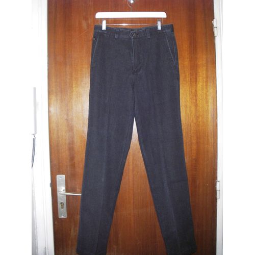 Pantalon Homme Waixinghu, Taille 31 ( 40 ), Coloris Noir, Fermeture Zippée ,Matière Coton, 2 Poches En Biais Sur Les Cotés À L'avant, 2 Poches Boutonnées À L'arrière, Ceinture Boutonnée.
