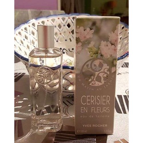 Yves Rocher Un Matin Au Jardin Cerisier En Fleurs Eau De Toilette Vaporisateur 100 Ml 