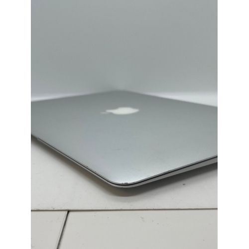 Apple MacBook Air A1466 - 13" Intel core i5 - Ram 4 Go - DD 128 Go